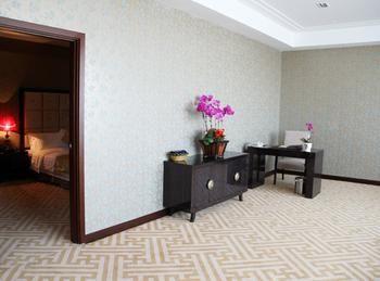 Longda Hot Spring Hotel Tientsin Esterno foto